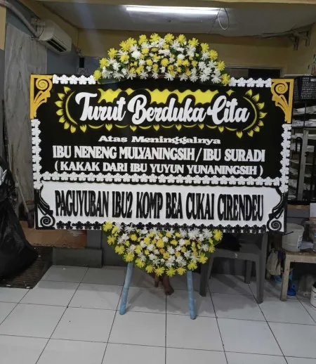 Papan Bunga Duka Cluster Emerald Summarecon