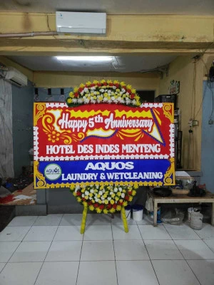 Papan Bunga di Cluster Emerald Summarecon