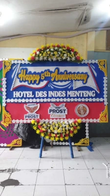 Papan Bunga di Cluster Emerald Summarecon